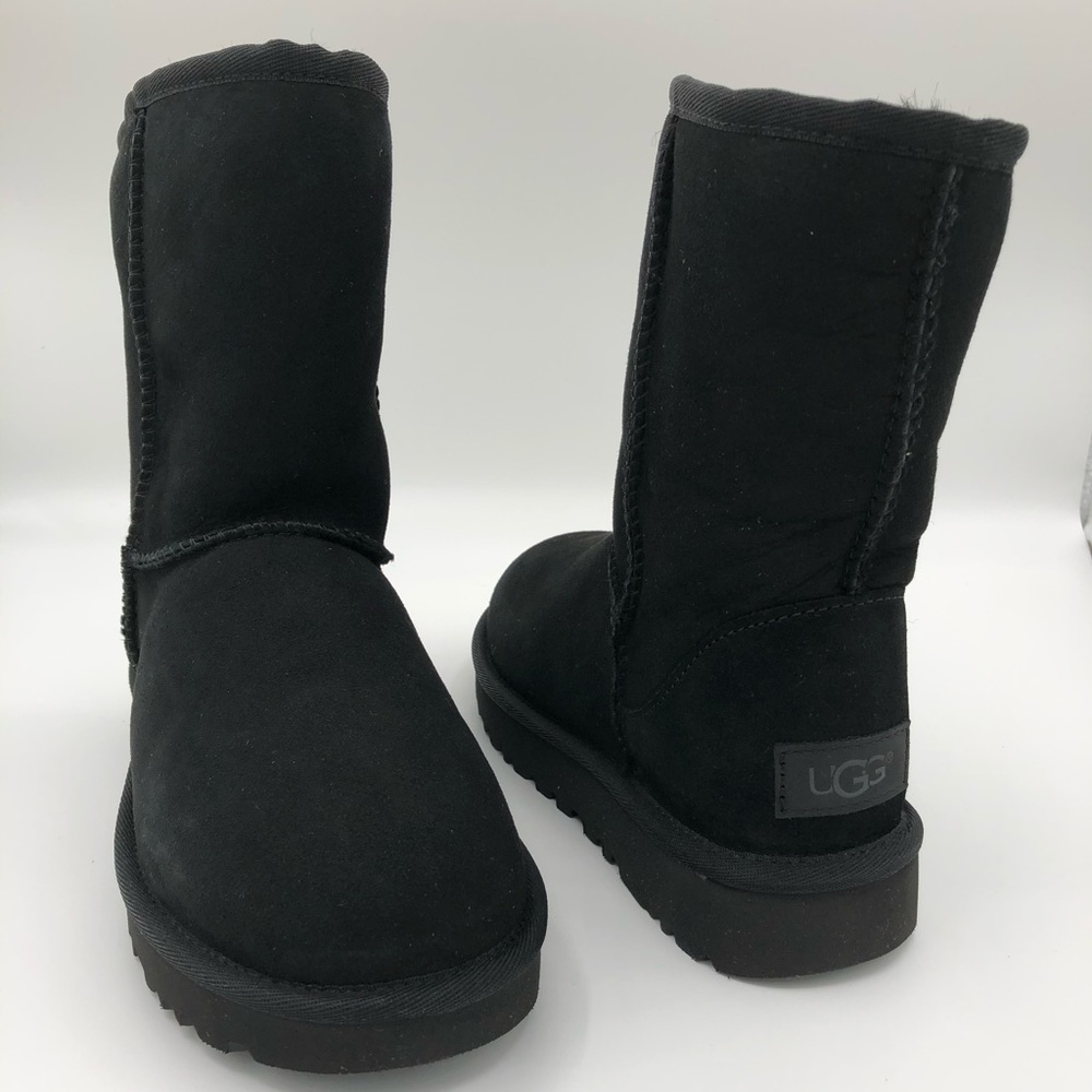 UGG Women’s Classic Short II Water Resistant boot